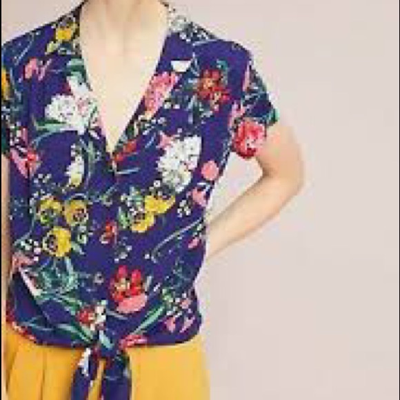 Maeve | By Anthropologie Hawaiian Print Short Sleeve Tie Front Top - Picture 2 of 7